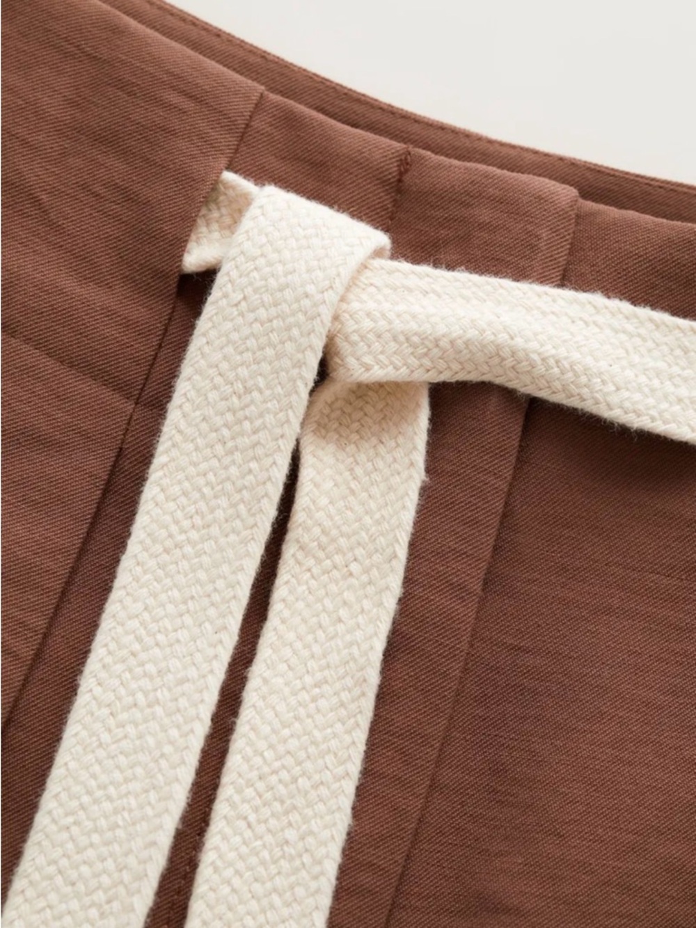 Mango Brown High Rise Belted Pleated Trouser Shorts Brown Size 4 - Picture 3 of 9